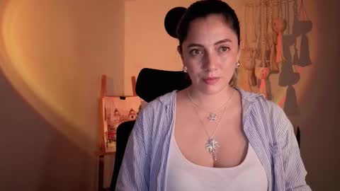 Venus online show from November 4, 5:34 pm