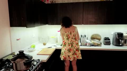 Venus online show from April 20, 4:43 pm