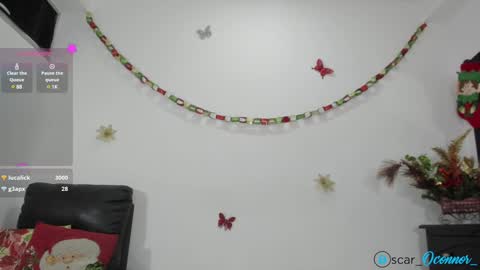 Snapshot of scar_oconnor_ chatting on December 15, 7:57 am Scarlett Oconnor online show from December 15, 7:57 am