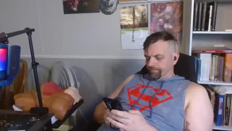 Kent Clark online show from April 25, 7:11 pm