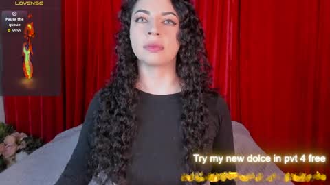 SCARLATTA DESIRE online show from April 9, 3:17 am