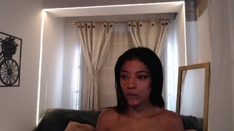 Scaelet Mia online show from April 21, 7:50 pm