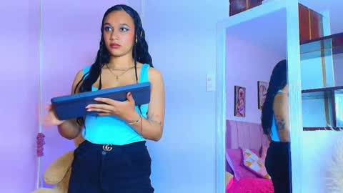 scarleett_ebony online show from November 25, 7:36 pm