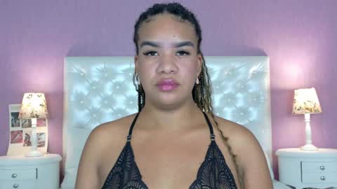 Snapshot of scarleett_fox_ chatting on May 7, 2:39 am Scartlett online show from May 7, 2:39 am