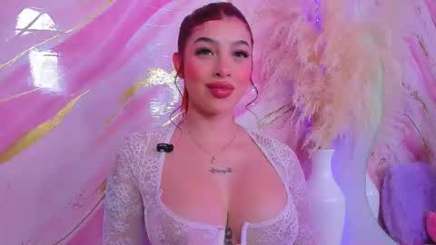 scarleett jones online show from February 18, 10:17 pm
