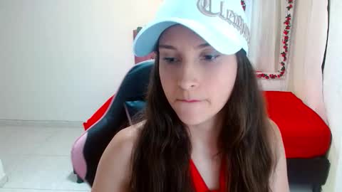 scarlet771776 online show from December 4, 5:43 pm