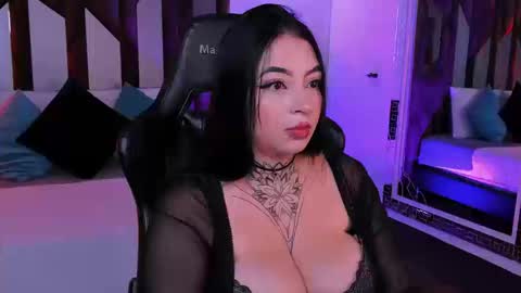 scarlet_ceretti1 online show from March 17, 10:35 pm