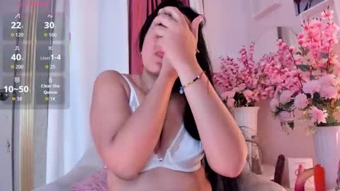 Andrea online show from November 4, 12:15 pm