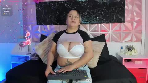 Scarlet  online show from February 28, 1:01 pm