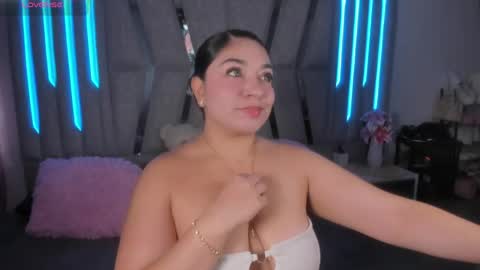 Snapshot of scarlet_miller_1 chatting on May 14, 8:59 pm Celeste online show from May 14, 8:59 pm