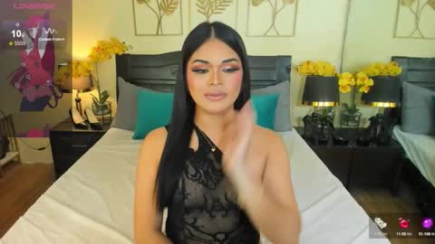 Snapshot of scarlet_snow_asian chatting on September 19, 4:36 am Scarlet online show from September 19, 4:36 am