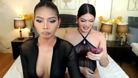 Scarlet online show from April 23, 8:02 am