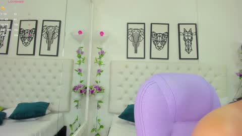 Snapshot of scarlet_stan22 chatting on December 28, 10:58 am Isa online show from December 28, 10:58 am