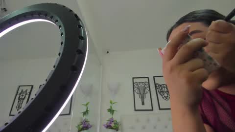 Snapshot of scarlet_stan22 chatting on February 26, 11:09 am Isa online show from February 26, 11:09 am