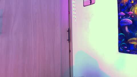 Scarlet online show from November 2, 1:35 pm