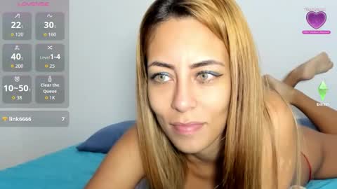 Snapshot of scarletbrow chatting on October 18, 6:58 am scarlet online show from October 18, 6:58 am