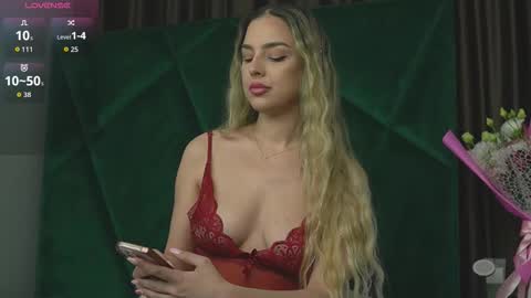 Snapshot of scarletcoles chatting on September 8, 7:13 pm Scarlet online show from September 8, 7:13 pm