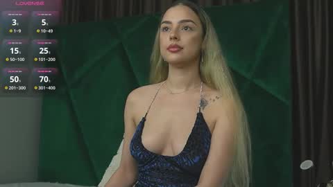 Snapshot of scarletcoles chatting on October 8, 8:28 pm Scarlet online show from October 8, 8:28 pm