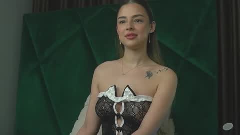 Snapshot of scarletcoles chatting on October 25, 12:51 am Scarlet online show from October 25, 12:51 am