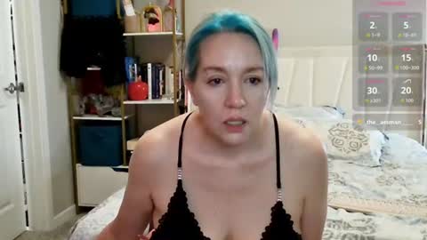 Scarlet Croxxx Cross online show from July 3, 8:21 am