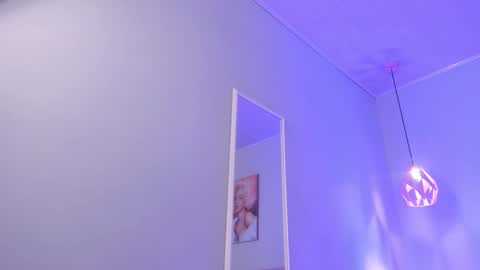 Snapshot of scarletgv chatting on December 1, 4:06 am Scarlet online show from December 1, 4:06 am