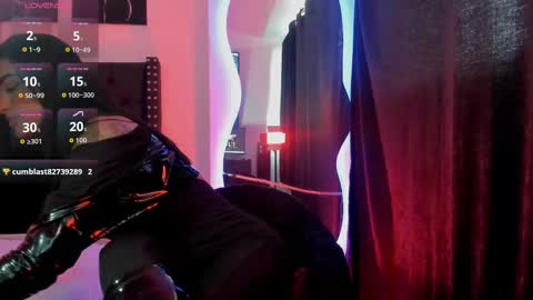 scarleth061 online show from September 11, 9:26 pm