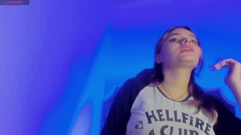    online show from December 31, 8:04 am