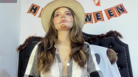    online show from October 26, 9:04 am