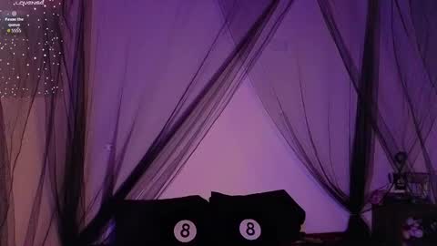 Snapshot of scarleth_shadow chatting on October 26, 12:27 am SCARLETH online show from October 26, 12:27 am