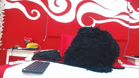 Snapshot of scarlethchannel chatting on November 14, 10:51 pm Scarleth online show from November 14, 10:51 pm