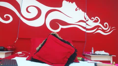 Snapshot of scarlethchannel chatting on November 19, 6:41 pm Scarleth online show from November 19, 6:41 pm