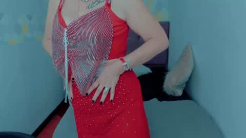 S C A R L E T online show from December 24, 3:16 pm