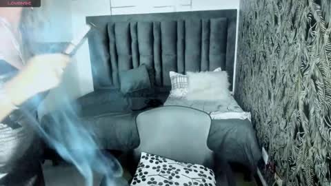 S C A R L E T online show from October 11, 11:53 am