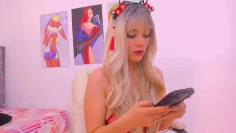 Scarletliz online show from November 24, 8:30 pm