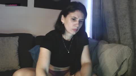 scarletmoons online show from April 1, 11:46 pm