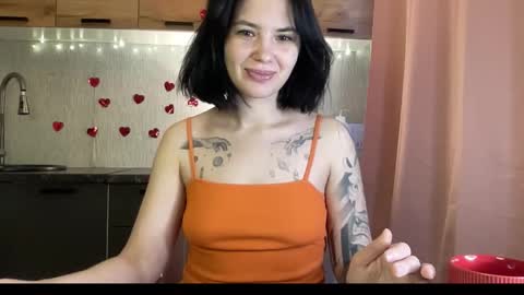 Snapshot of scarletpetal chatting on February 17, 10:12 am scarletpetal online show from February 17, 10:12 am