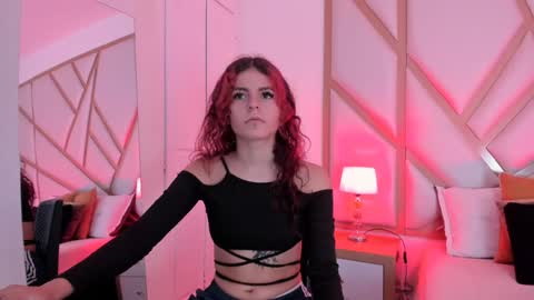 Scarlet online show from December 3, 11:55 am