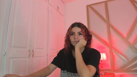 Scarlet online show from December 13, 11:34 am