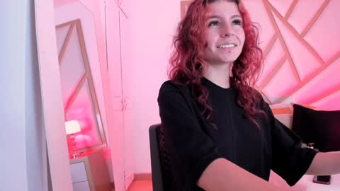 Scarlet online show from December 25, 4:32 pm