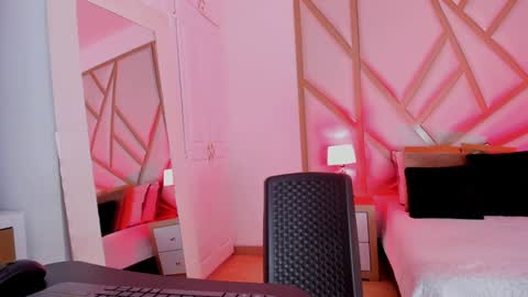 Scarlet online show from December 29, 1:17 pm