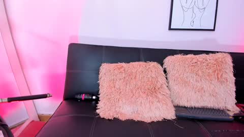 Scarlet online show from January 22, 11:21 pm