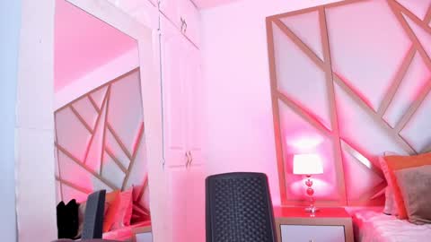 Scarlet online show from January 30, 11:44 am