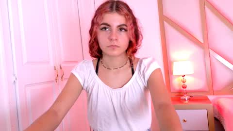 Scarlet online show from February 22, 1:46 pm