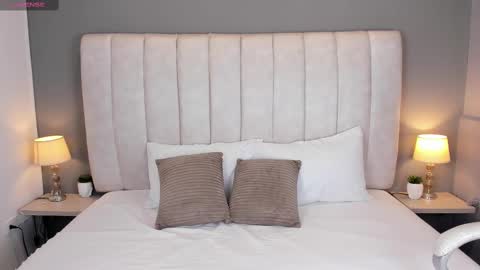 Snapshot of scarletstarr_ chatting on September 13, 5:07 am Scarlet online show from September 13, 5:07 am