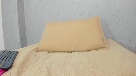 Scarlett 3 online show from January 7, 3:09 am