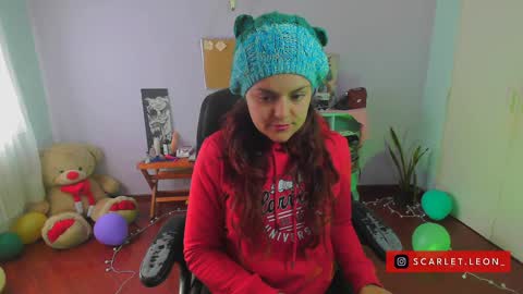 Snapshot of scarlett77_ chatting on December 27, 3:48 pm Scarletland welcome online show from December 27, 3:48 pm