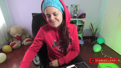 Snapshot of scarlett77_ chatting on December 27, 6:53 pm Scarletland welcome online show from December 27, 6:53 pm