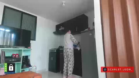 Snapshot of scarlett77_ chatting on September 10, 3:34 pm Scarletland welcome online show from September 10, 3:34 pm