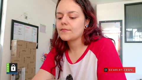 Snapshot of scarlett77_ chatting on April 30, 2:23 pm Scarletland welcome online show from April 30, 2:23 pm