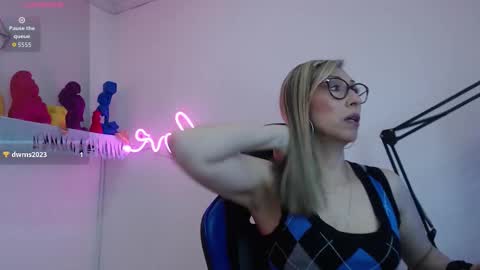 Scarlett online show from November 20, 12:05 pm